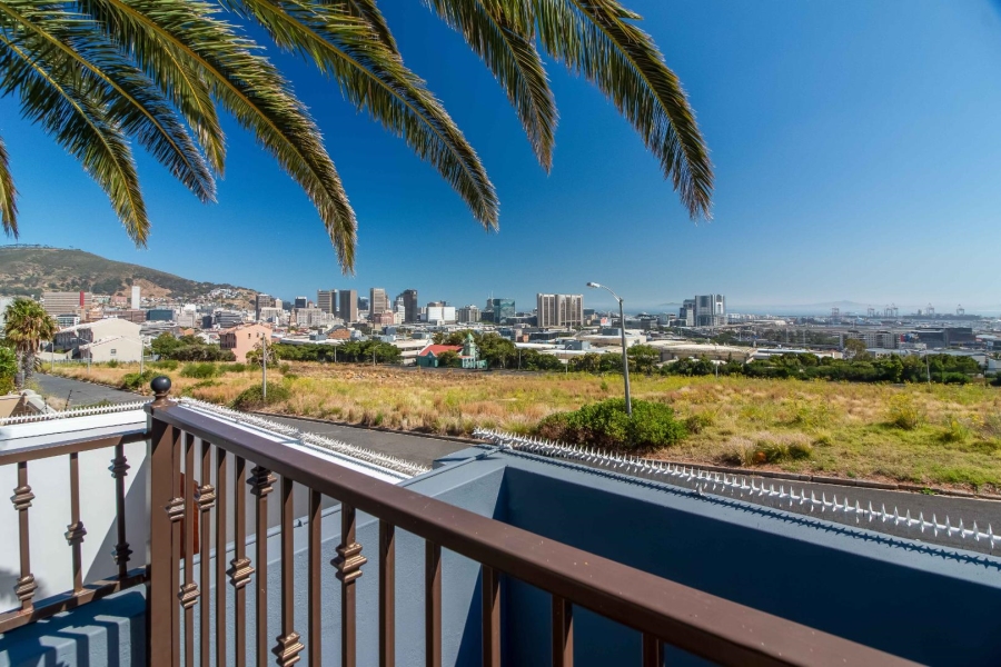 3 Bedroom Property for Sale in Zonnebloem Western Cape